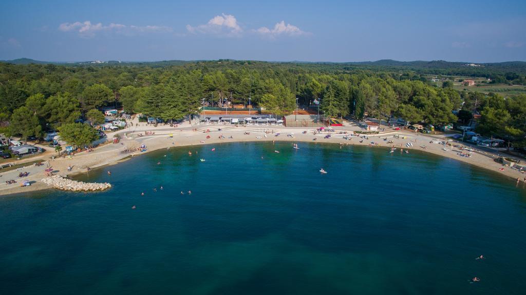 Maistra Camping Valkanela Mobile Homes Funtana Dış mekan fotoğraf